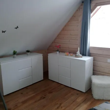 Blockbohlenhaus-steiner-lodge