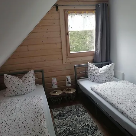 Blockbohlenhaus-steiner-lodge * Steinen (Westerwaldkreis)
