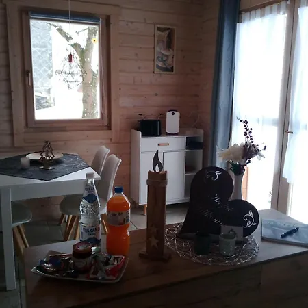 Blockbohlenhaus-steiner-lodge * Steinen (Westerwaldkreis)