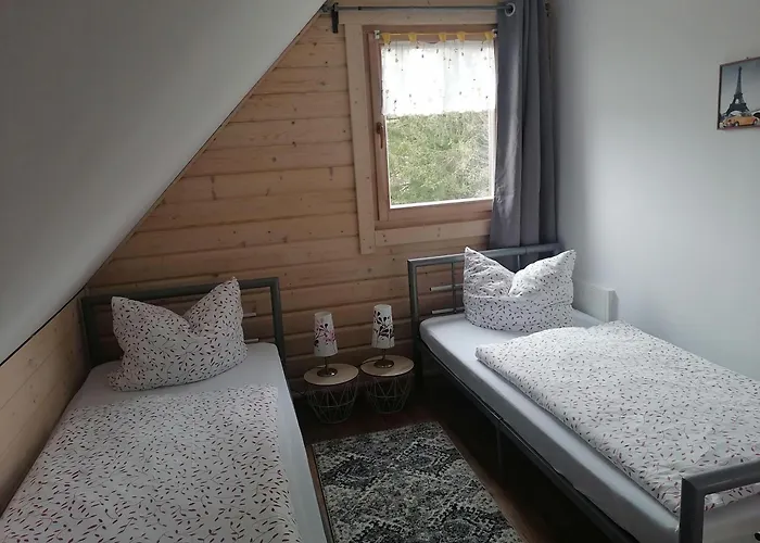 Blockbohlenhaus-steiner-lodge * Steinen (Westerwaldkreis)