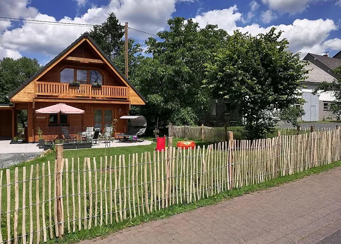 Blockbohlenhaus-steiner-lodge Casa de Férias *